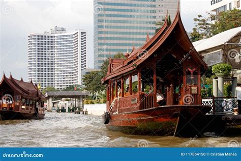 Ångångsbåtens Intåg i Chao Phraya-floden och dess Konsekvenser för Cham Riket under den 4:e århundradet